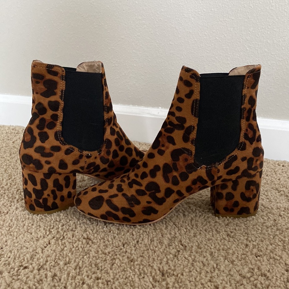 Leopard heeled boots - Picture 3 of 6